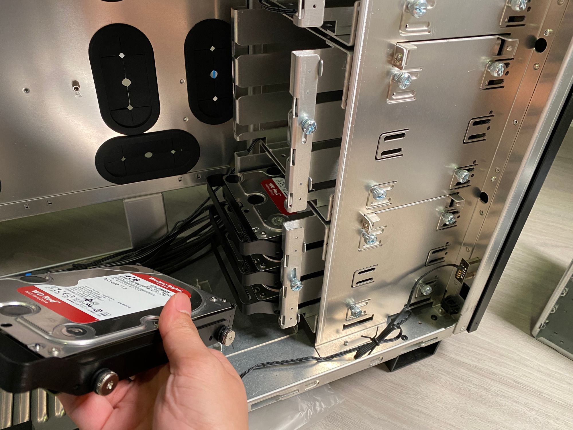 SMR บน Hard Disk คืออะไร มันทำให้ Performance มันห่วยขนาดนั้นเลยเหรอ