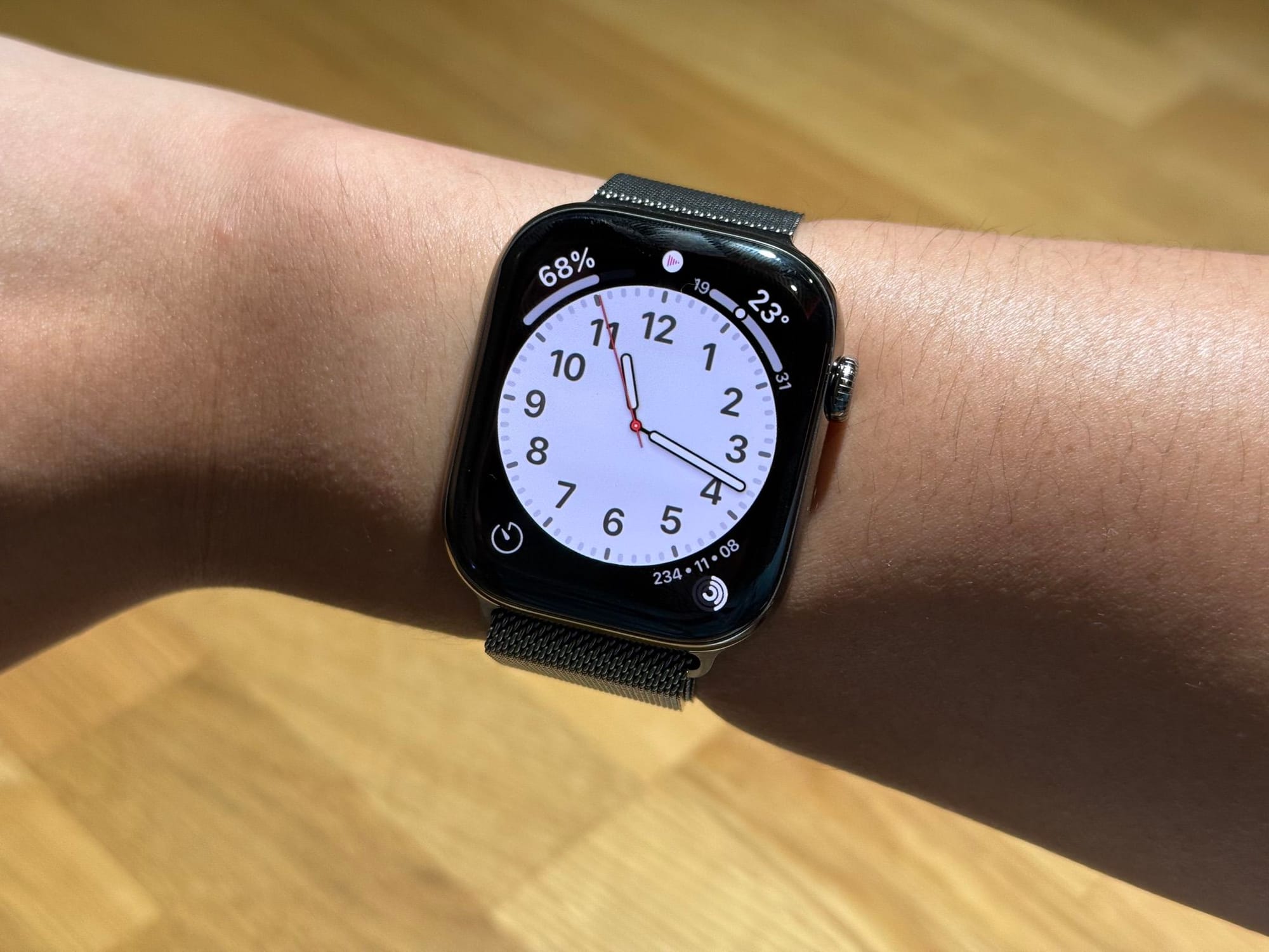 รีวิว Apple Watch Series 10 ในที่สุด ก็ได้กลับมาใส่ Titanium อีกครั้ง